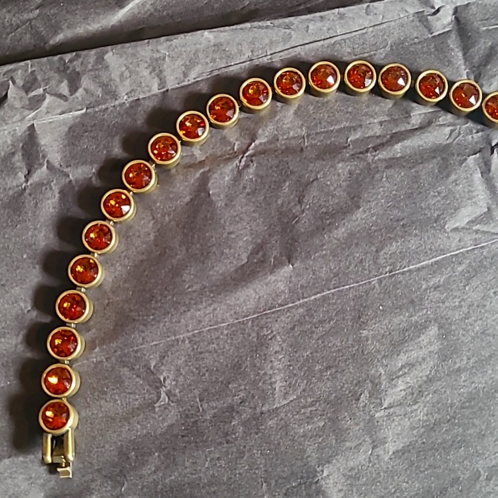 Touchstone crystal bracelet